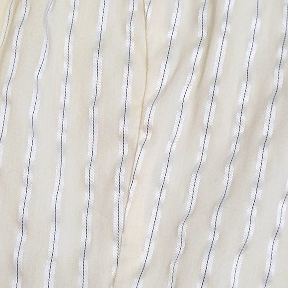 ITALIAN FABRIC Adorable Stripe Peplum Blouse with Pearl Buttons Size M - Picture 8 of 11